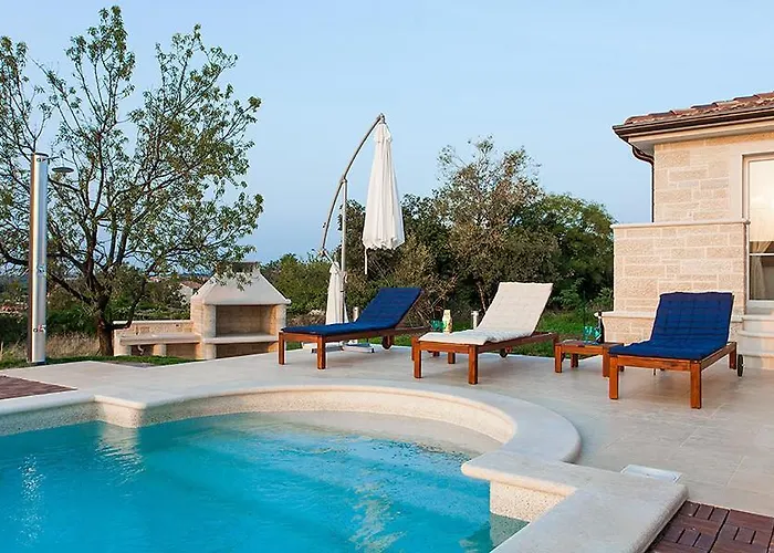 빌라 Bianchera Tar-Vabriga